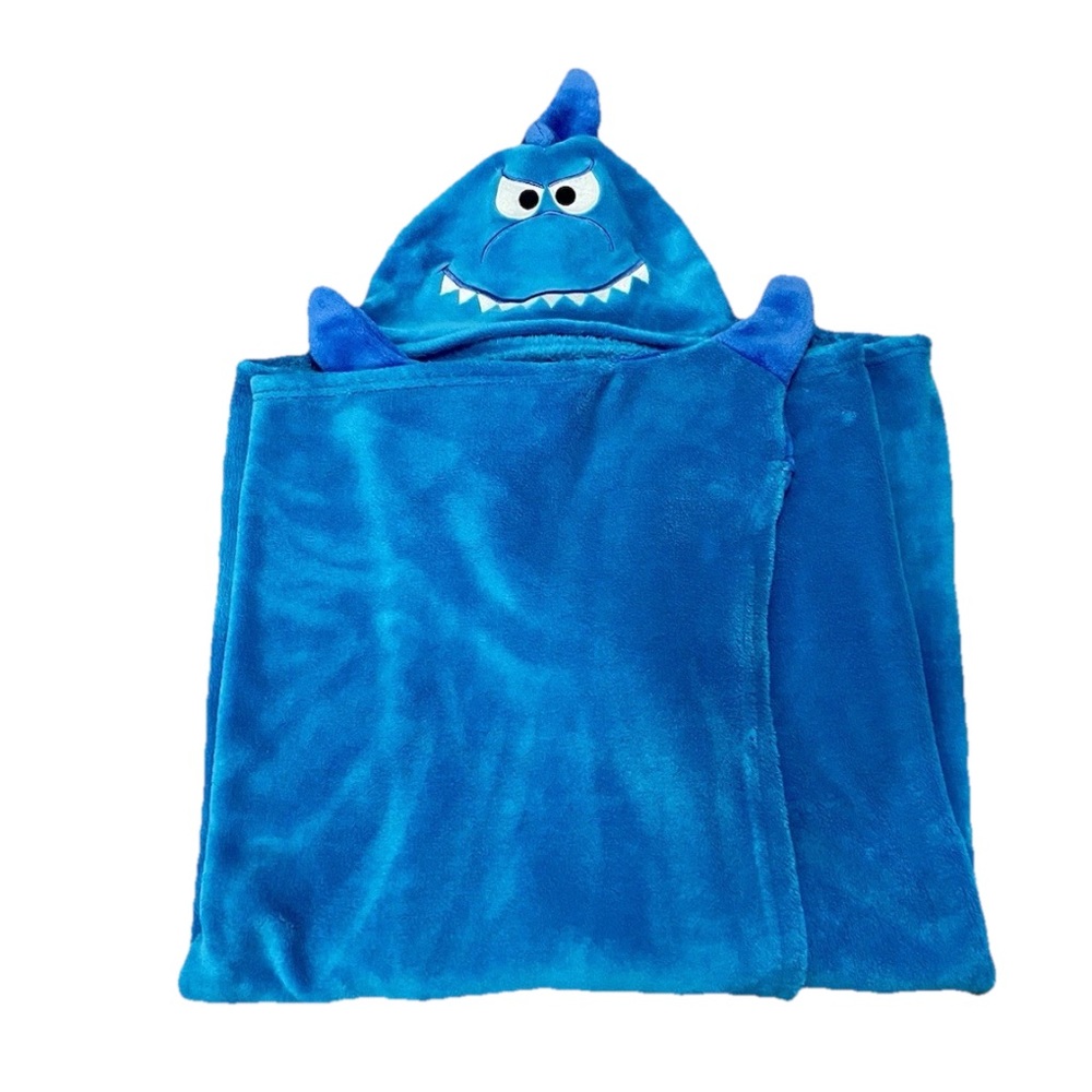 Youth Hooded Shark Plush Blanket (48in x 44in)